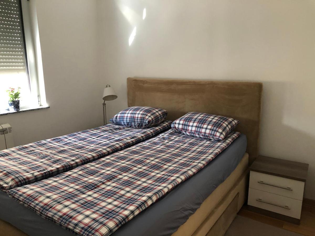 Modern 1 Bed Apartment, Near Shopping Mall Stadion Белград Екстериор снимка